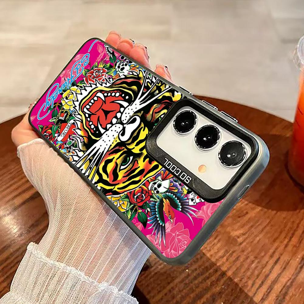 ED-Hardy TrendBrand 電話ケース ブラック - Shelly のレビューと価格